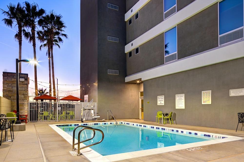 Home2 Suites By Hilton Palmdale Esterno foto