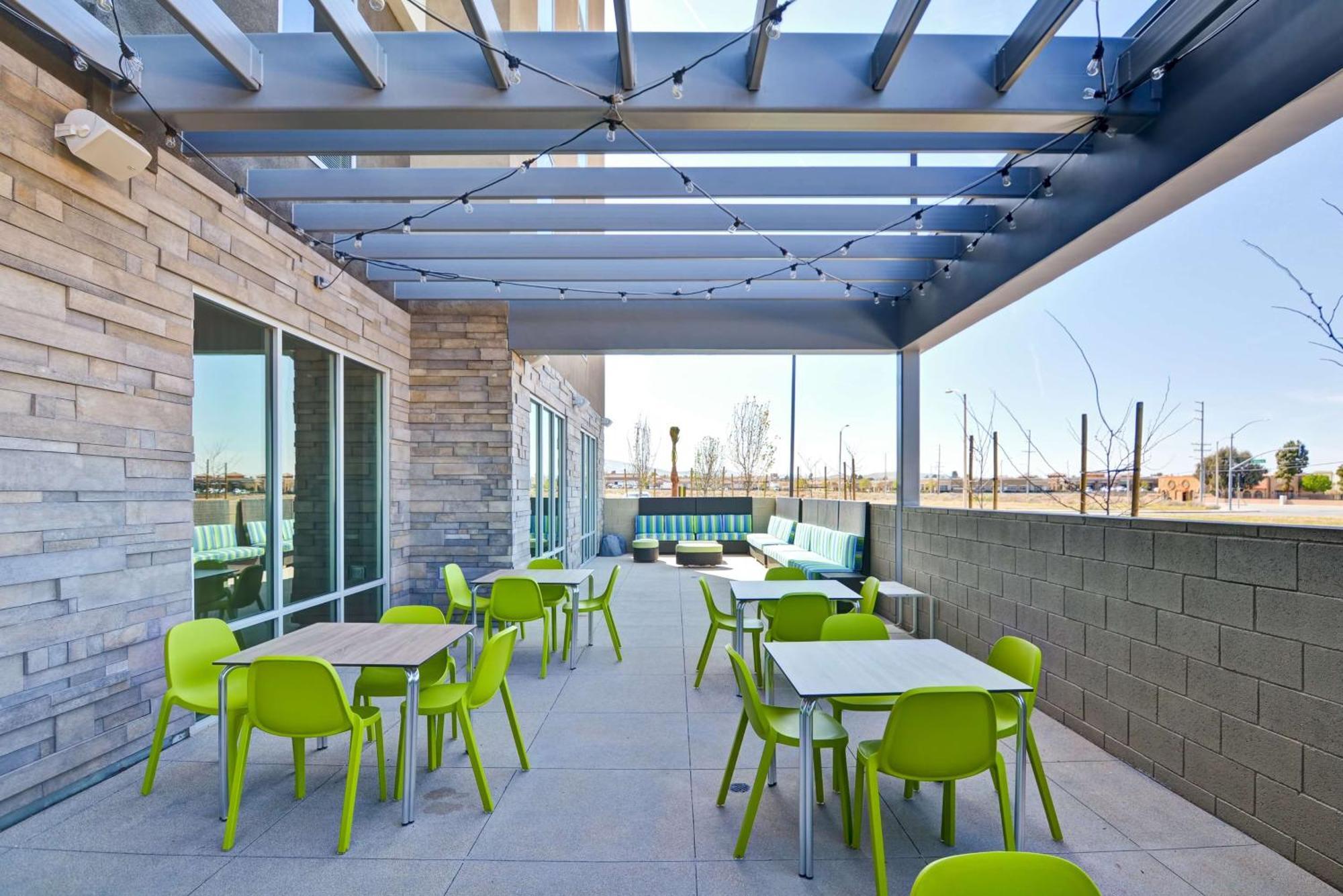 Home2 Suites By Hilton Palmdale Esterno foto