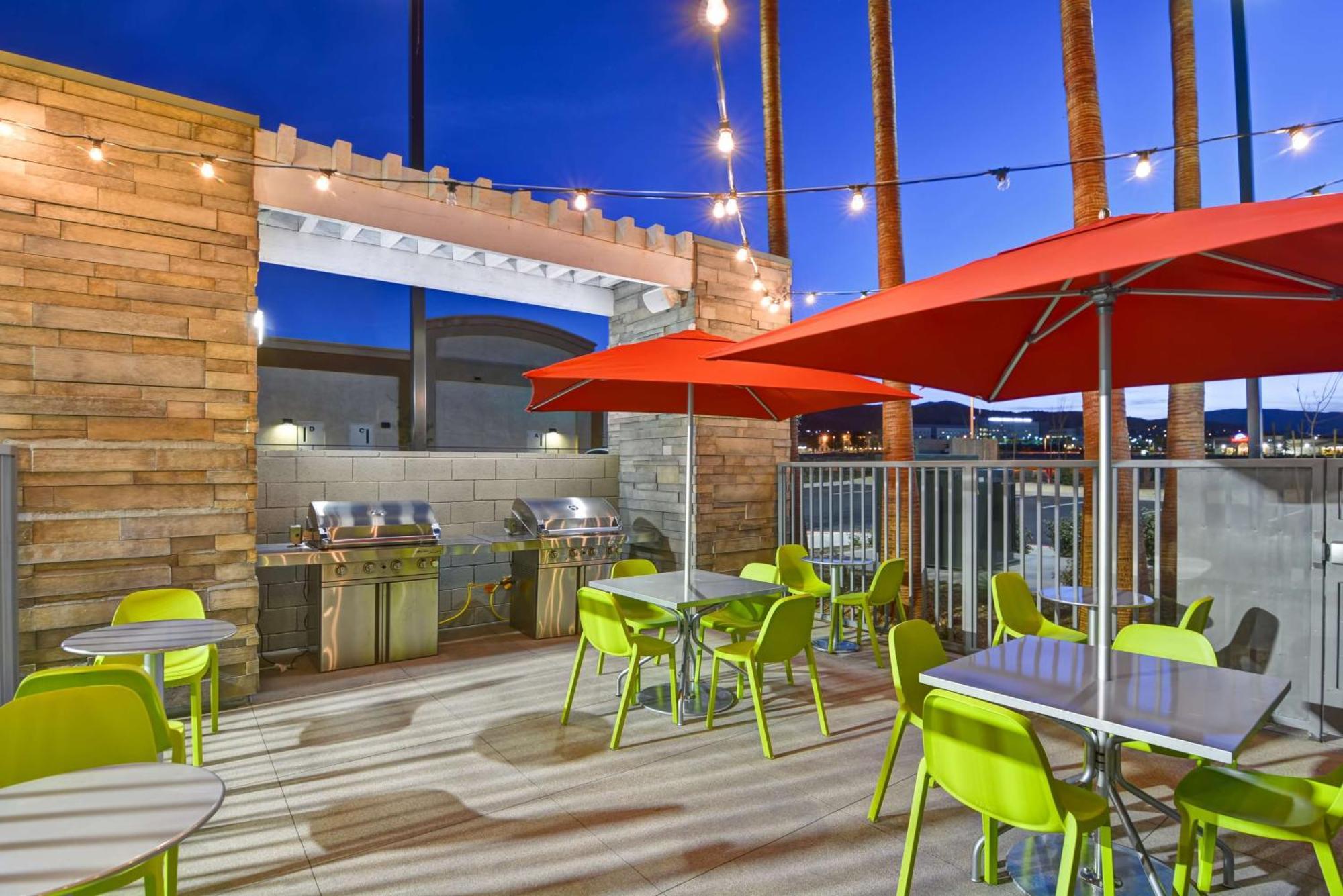 Home2 Suites By Hilton Palmdale Esterno foto