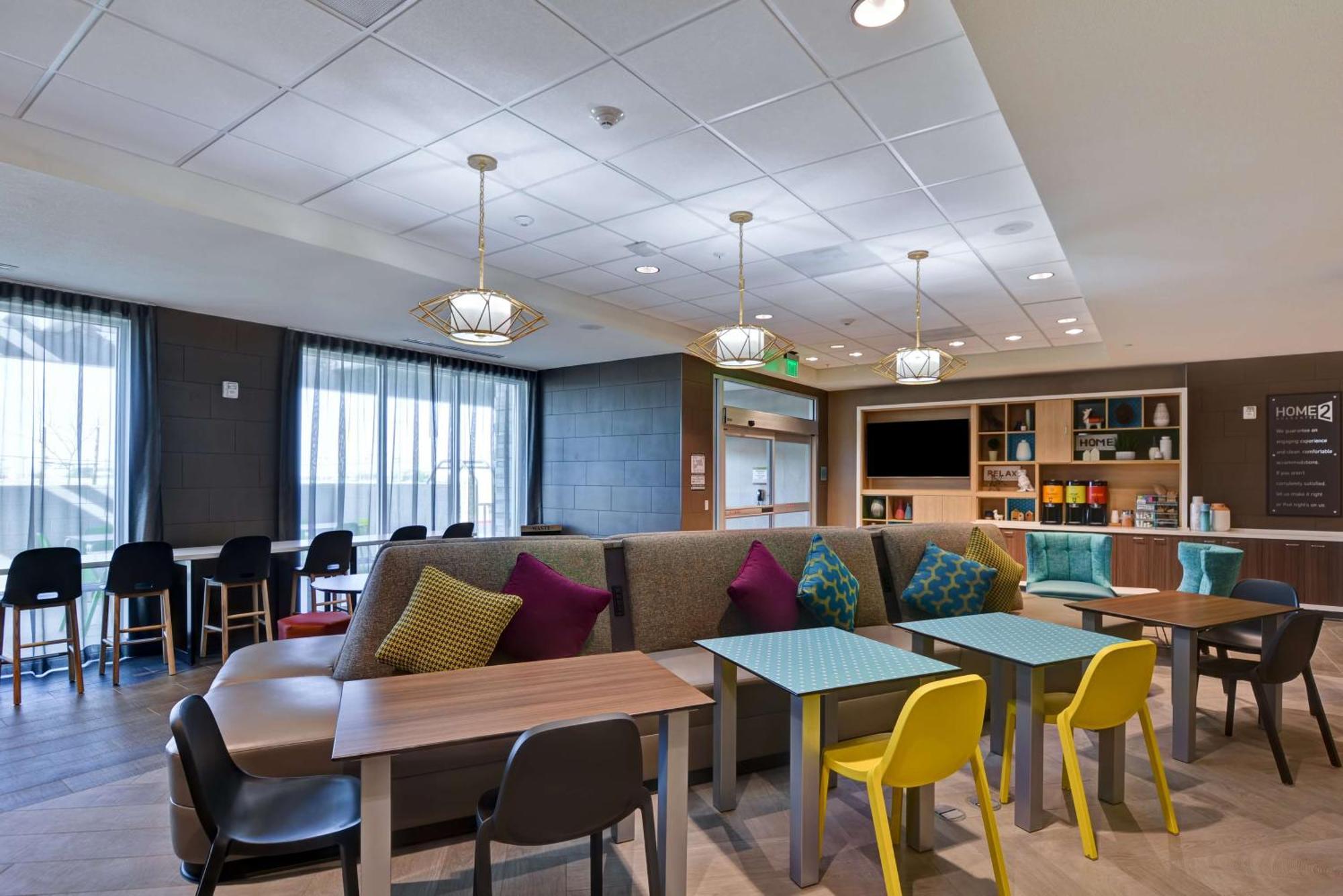 Home2 Suites By Hilton Palmdale Esterno foto